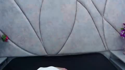 poly sasha  online show from 12/14/24, 06:35