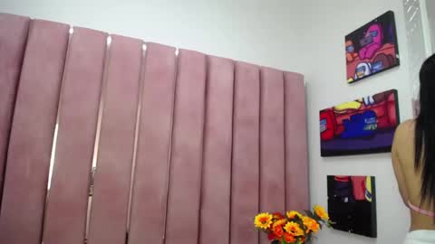 poly sasha  online show from 03/11/25, 09:24