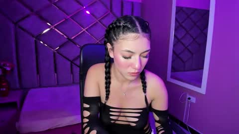 Snapshot of poly_sasha_ chatting on 01/14/26, 03:56 poly sasha online show from 01/14/26, 03:56