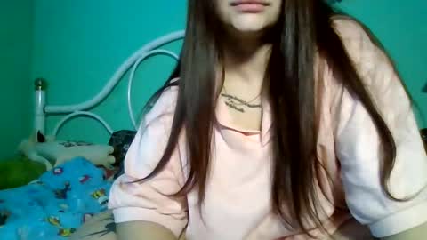 Snapshot of polykrovka88 chatting on 11/15/25, 12:56 polykrovka88 online show from 11/15/25, 12:56