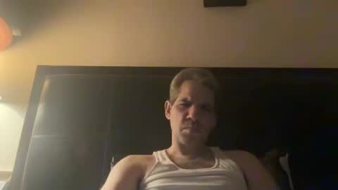 Snapshot of ponchynyc chatting on 12/14/24, 01:28 PONCH online show from 12/14/24, 01:28