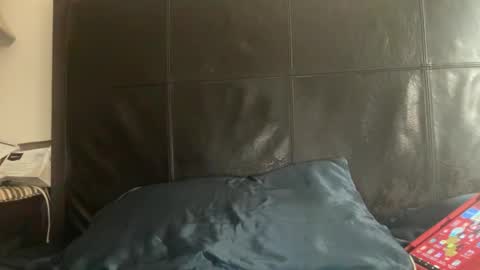 Snapshot of ponchynyc chatting on 02/17/25, 07:53 PONCH online show from 02/17/25, 07:53