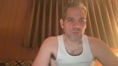 Snapshot of ponchynyc chatting on 03/10/25, 05:22 PONCH online show from 03/10/25, 05:22