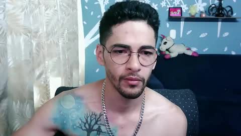 Snapshot of ponzothc chatting on 11/17/25, 09:31 ponzothc online show from 11/17/25, 09:31