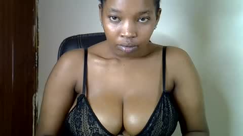 Snapshot of pookie245909 chatting on 06/15/26, 04:53 pookie245909 online show from 06/15/26, 04:53