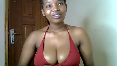 Snapshot of pookie245909 chatting on 06/20/26, 04:32 pookie245909 online show from 06/20/26, 04:32