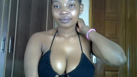 Snapshot of pookie245909 chatting on 07/09/26, 07:18 pookie245909 online show from 07/09/26, 07:18