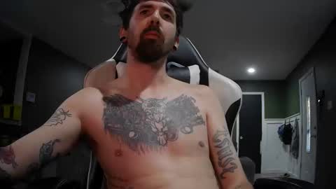 Snapshot of pooledeznuts chatting on 11/08/25, 10:30 pooledeznuts online show from 11/08/25, 10:30