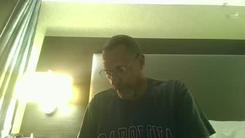 poolguy2496 online show from 11/16/25, 05:46