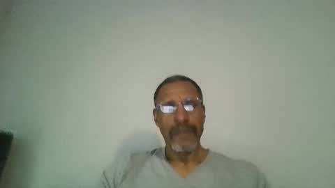 poolguy2496 online show from 11/25/25, 06:19