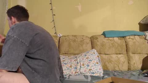 Snapshot of poowl205160 chatting on 02/14/26, 11:18 Alex online show from 02/14/26, 11:18