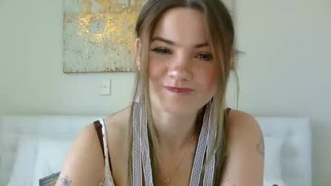 Snapshot of poppyjoyyy chatting on 03/23/26, 12:47 Poppy Joy online show from 03/23/26, 12:47