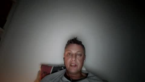 Snapshot of popsimoncam chatting on 07/20/26, 03:21 popsimoncam online show from 07/20/26, 03:21