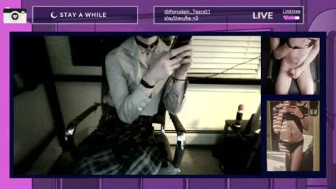 Snapshot of porcelain_tears01 chatting on 05/09/26, 05:34 porcelain_tears01 online show from 05/09/26, 05:34