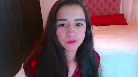 Snapshot of porcelainlux chatting on 01/27/25, 03:15 porcelainlux online show from 01/27/25, 03:15