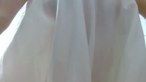 Snapshot of porcelainlux chatting on 11/01/25, 10:45 porcelainlux online show from 11/01/25, 10:45