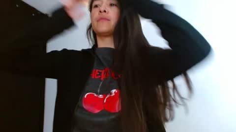 Snapshot of porcelainlux chatting on 02/09/26, 12:47 porcelainlux online show from 02/09/26, 12:47