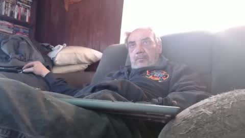 Snapshot of porkingit400 chatting on 01/27/25, 06:31 porkingit400 online show from 01/27/25, 06:31