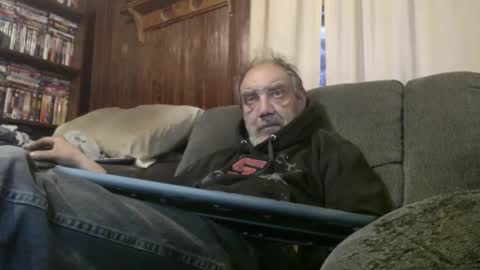 Snapshot of porkingit400 chatting on 02/17/25, 10:36 porkingit400 online show from 02/17/25, 10:36