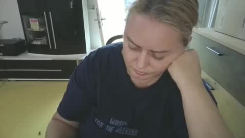 MelissOfficial online show from 02/16/25, 04:42