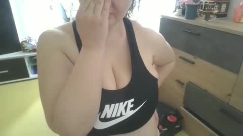 MelissOfficial online show from 05/07/26, 06:52