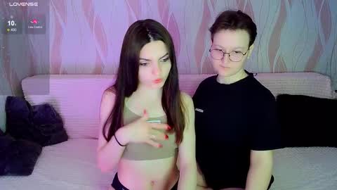 Ana and Tati online show from 12/03/25, 07:34