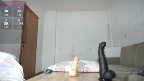 Snapshot of pornxxxcouple chatting on 01/14/25, 02:08 online show from 01/14/25, 02:08