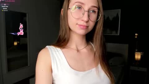 Elizabeth online show from 11/04/25, 07:24