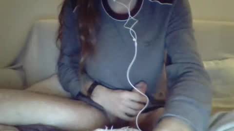 Snapshot of portuguesehung chatting on 04/09/26, 02:22 The Dude online show from 04/09/26, 02:22