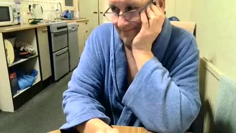 poshman65 online show from 12/03/24, 11:02