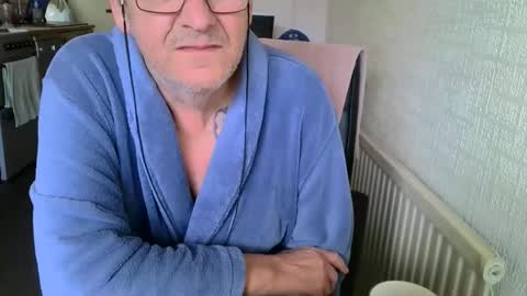 poshman65 online show from 11/25/25, 11:10