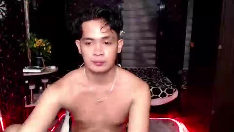 Snapshot of posiedon_cums chatting on 11/14/25, 11:53 VEeeAsian online show from 11/14/25, 11:53