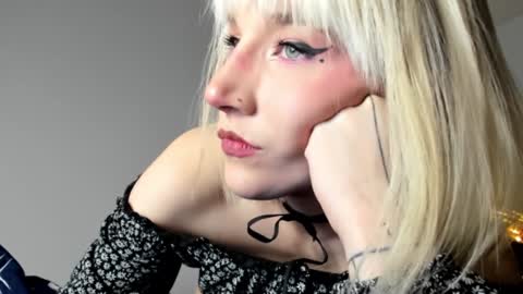 Snapshot of positivevibess chatting on 01/04/25, 04:32 positivevibess online show from 01/04/25, 04:32