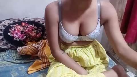 poulomi online show from 11/09/25, 08:12