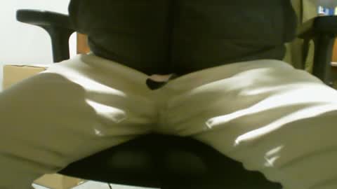 Snapshot of poundtownusa2016 chatting on 12/02/24, 07:38 ConchilDog online show from 12/02/24, 07:38