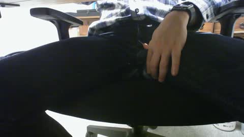 Snapshot of poundtownusa2016 chatting on 02/01/25, 10:02 ConchilDog online show from 02/01/25, 10:02