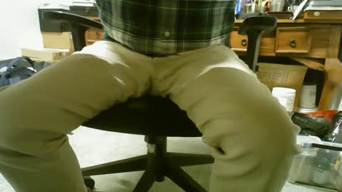 Snapshot of poundtownusa2016 chatting on 02/09/25, 07:19 ConchilDog online show from 02/09/25, 07:19