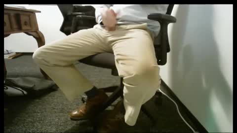 Snapshot of poundtownusa2016 chatting on 11/16/25, 06:57 ConchilDog online show from 11/16/25, 06:57