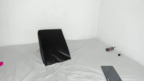 poutyseleny online show from 09/21/25, 11:23