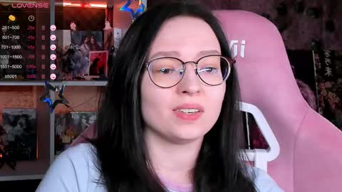 Snapshot of power_robynn chatting on 06/01/26, 04:20 Robyn online show from 06/01/26, 04:20