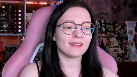 Snapshot of power_robynn chatting on 06/06/26, 11:59 Robyn online show from 06/06/26, 11:59