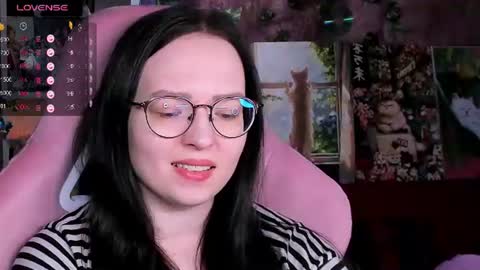Snapshot of power_robynn chatting on 06/15/26, 05:26 Robyn online show from 06/15/26, 05:26