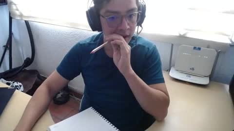 powerfulzeus2 online show from 09/16/25, 05:36