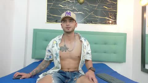   online show from 06/05/26, 06:52