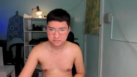 Snapshot of powerpuffcock chatting on 02/11/25, 05:29 powerpuffcock online show from 02/11/25, 05:29