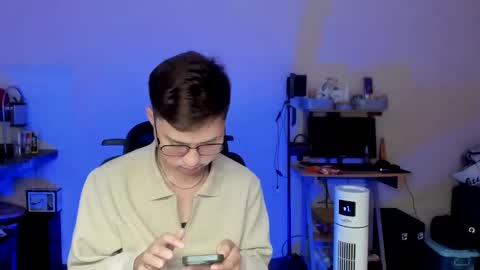 Snapshot of powerpuffcock chatting on 12/16/25, 05:56 powerpuffcock online show from 12/16/25, 05:56