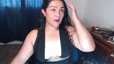 Snapshot of ppepittaaredd chatting on 04/27/26, 07:23 maryana online show from 04/27/26, 07:23