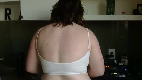 Snapshot of pppawg chatting on 05/20/26, 11:00 PAWG Pale Princess online show from 05/20/26, 11:00