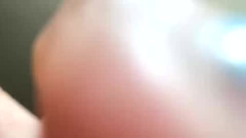 pr3ttynperla online show from 12/17/25, 01:11