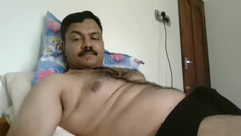 Snapshot of pradeep99107849 chatting on 03/25/26, 09:04 pradeep99107849 online show from 03/25/26, 09:04